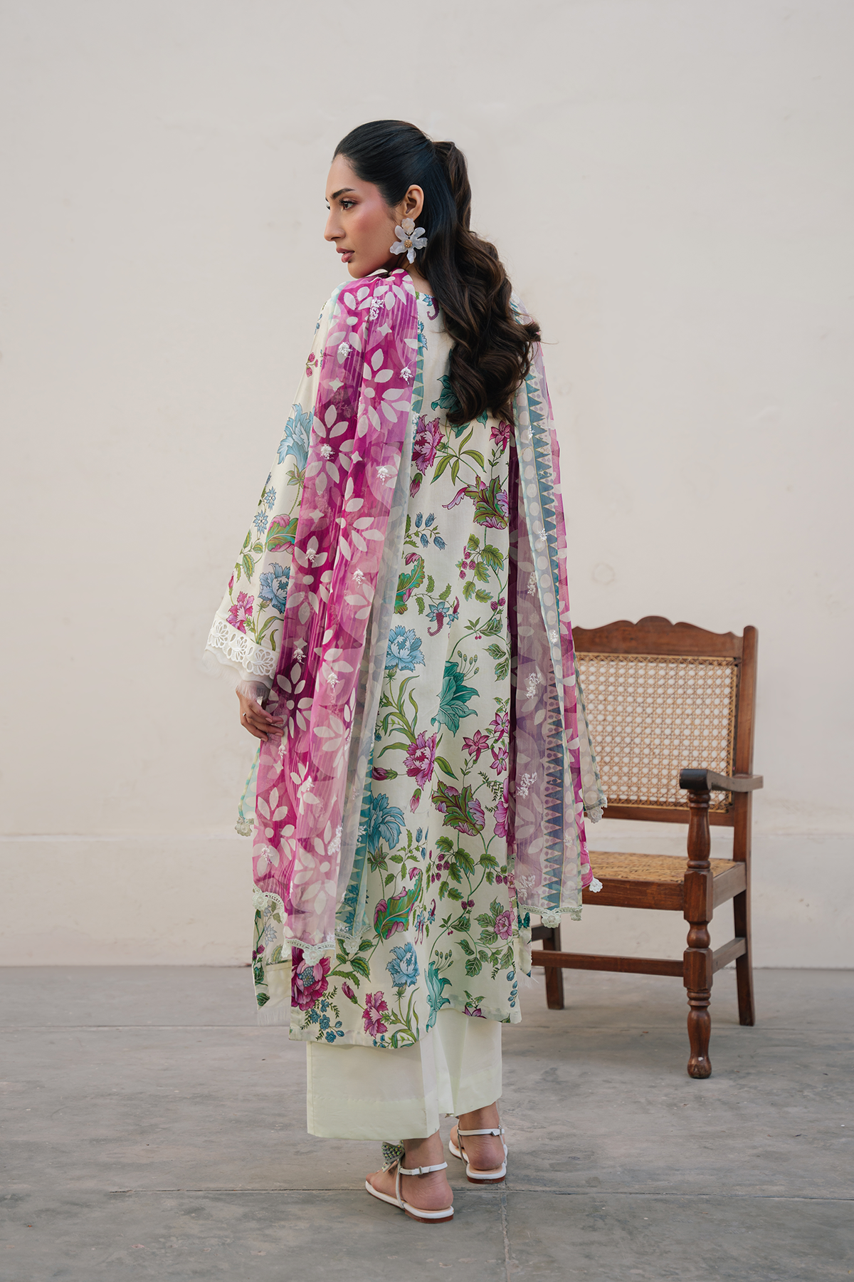 Daria | Ramdan Edit 2 - Embroidered Lawn Suit | DA-38