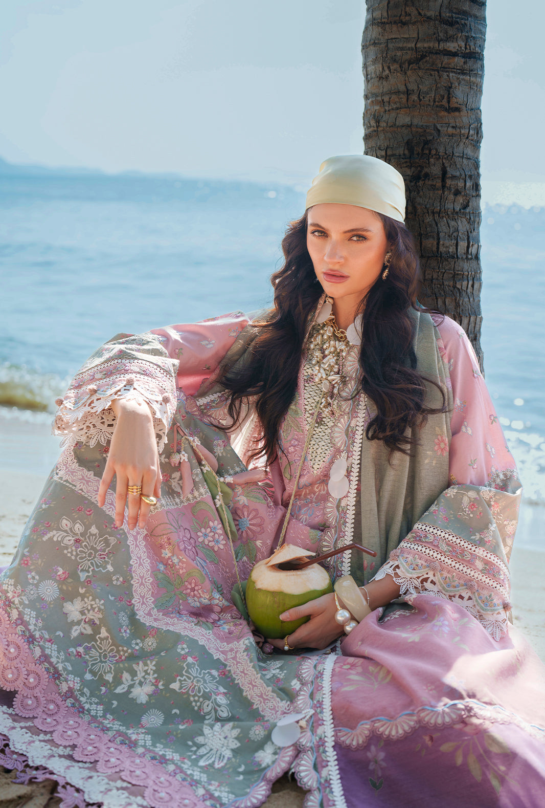 AJR Couture | Evara Luxury Lawn | Niva