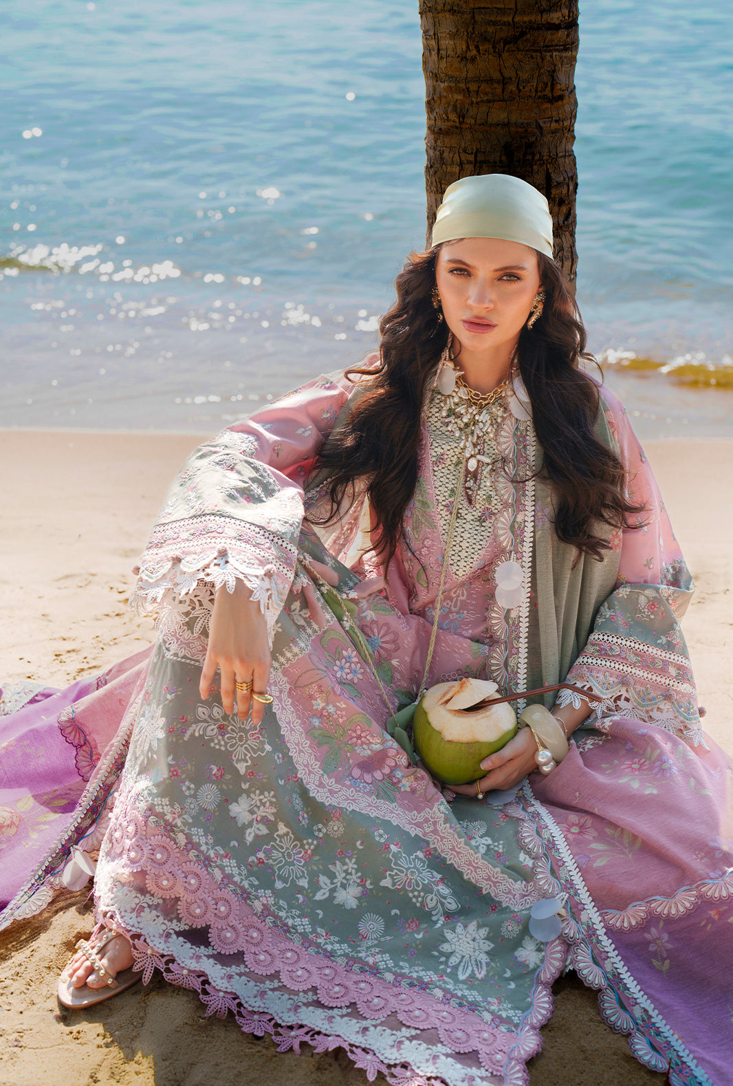 AJR Couture | Evara Luxury Lawn | Niva