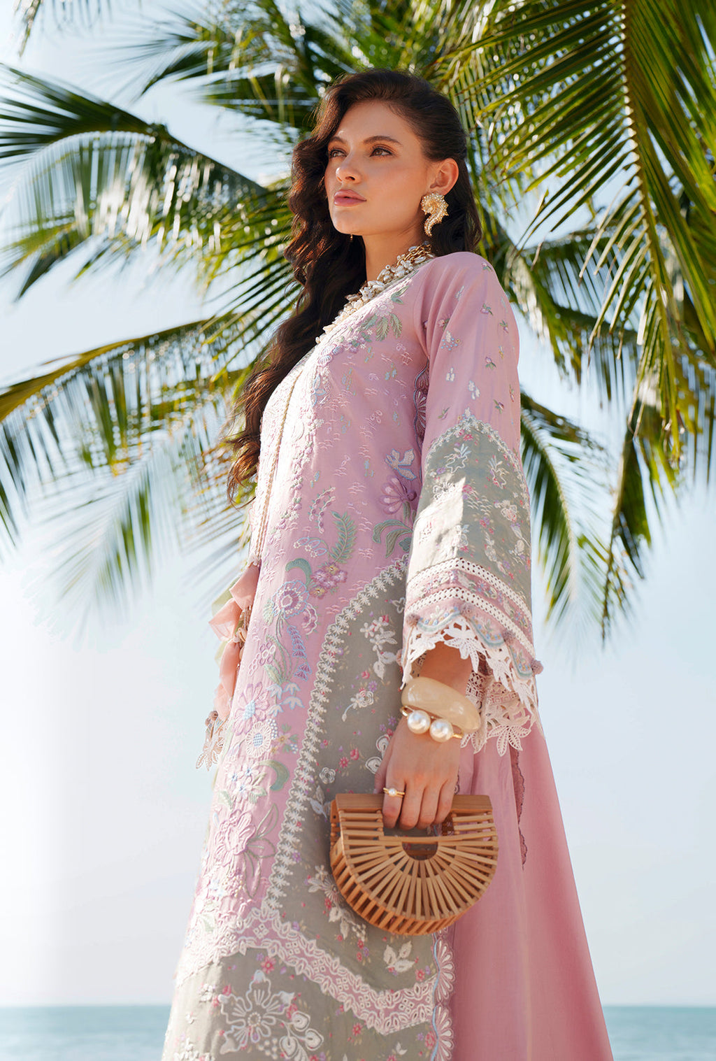 AJR Couture | Evara Luxury Lawn | Niva