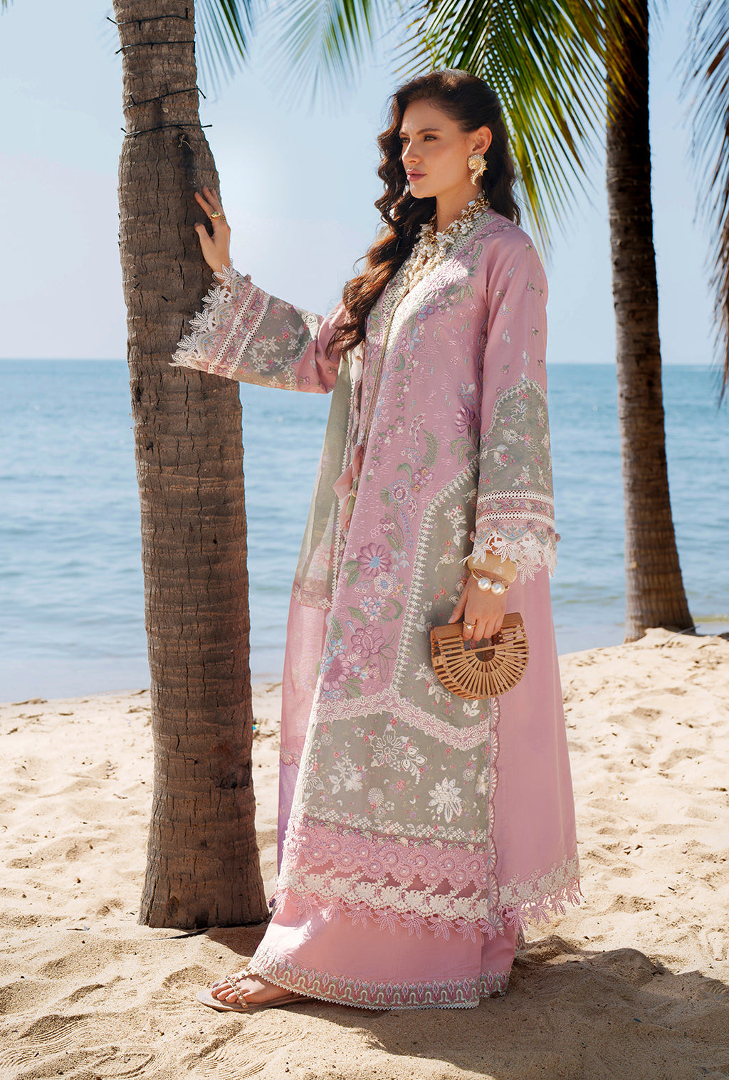 AJR Couture | Evara Luxury Lawn | Niva