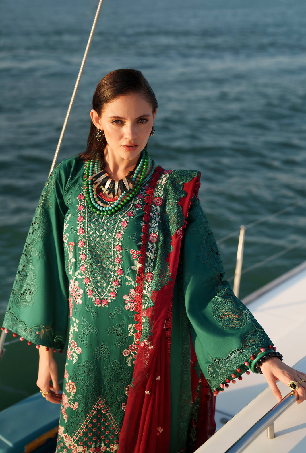 AJR Couture | Evara Luxury Lawn | Yara
