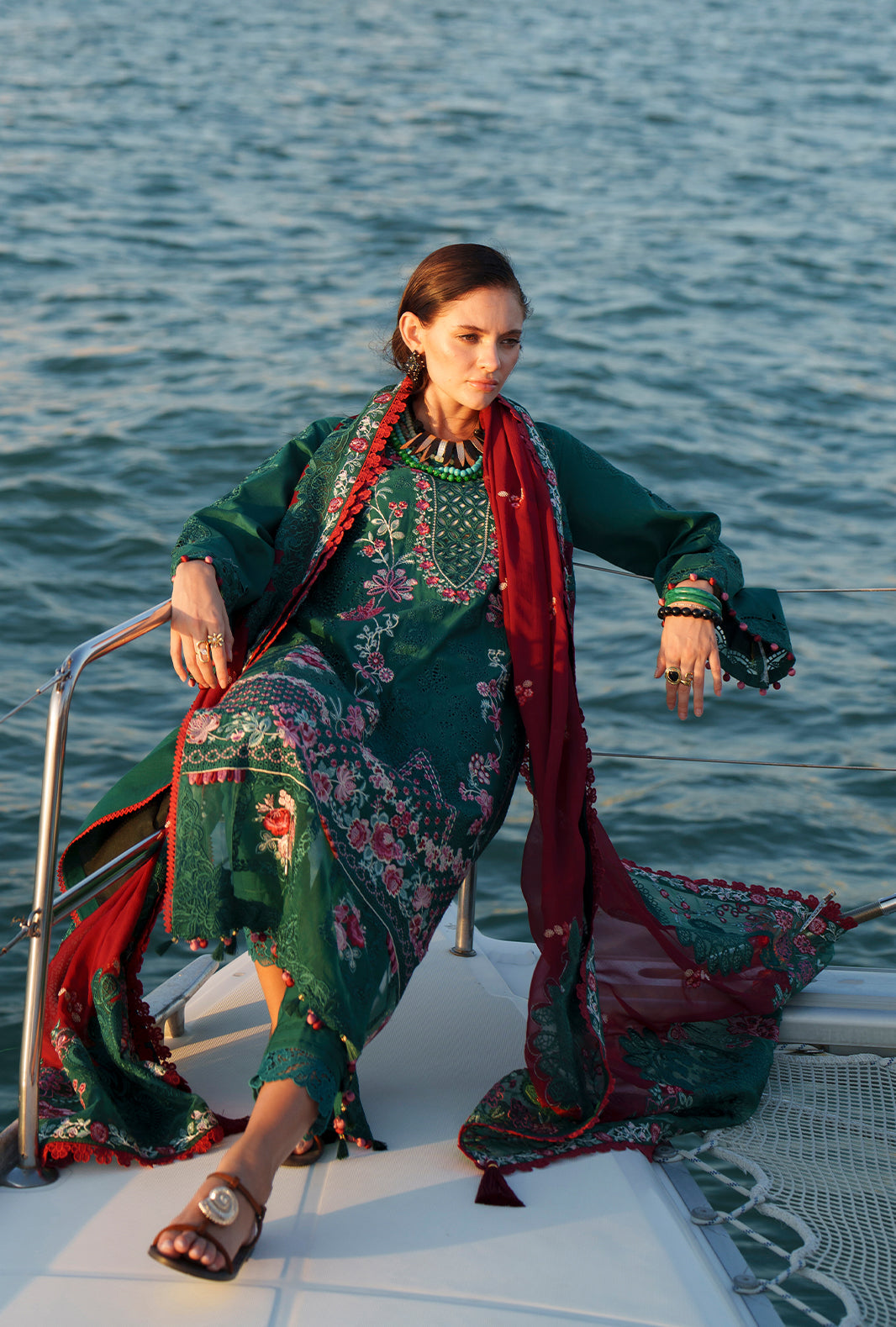 AJR Couture | Evara Luxury Lawn | Yara