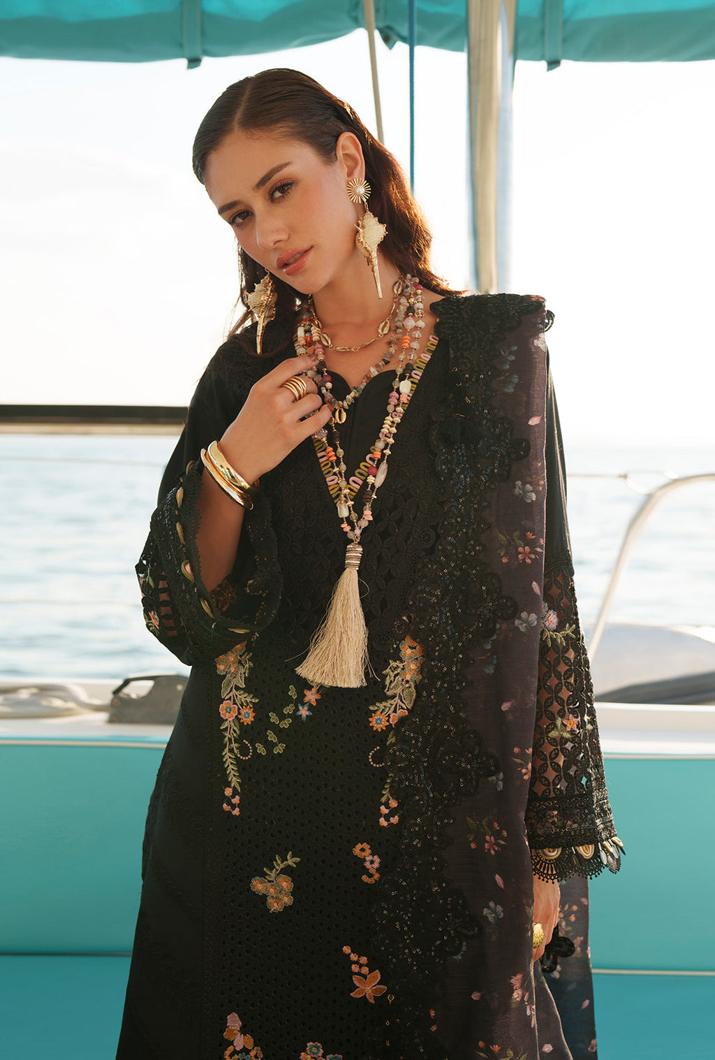 AJR Couture | Evara Luxury Lawn | Riela