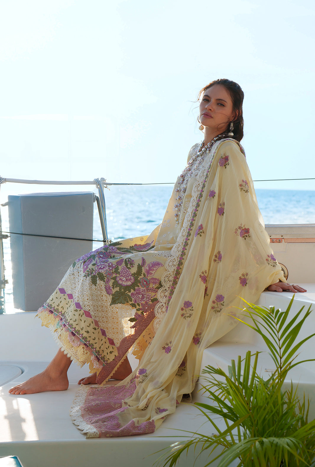 AJR Couture | Evara Luxury Lawn | Faria