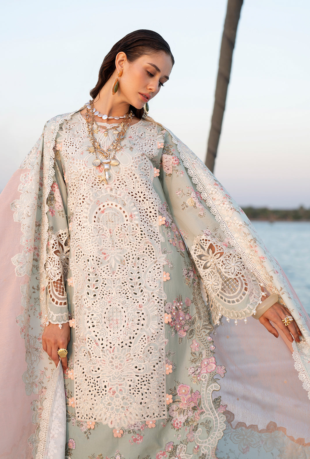 AJR Couture | Evara Luxury Lawn | Fyna