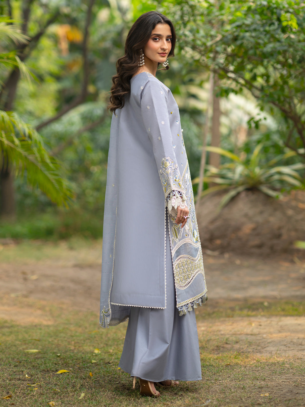 Mahnur | Angan Lawn | AN-006