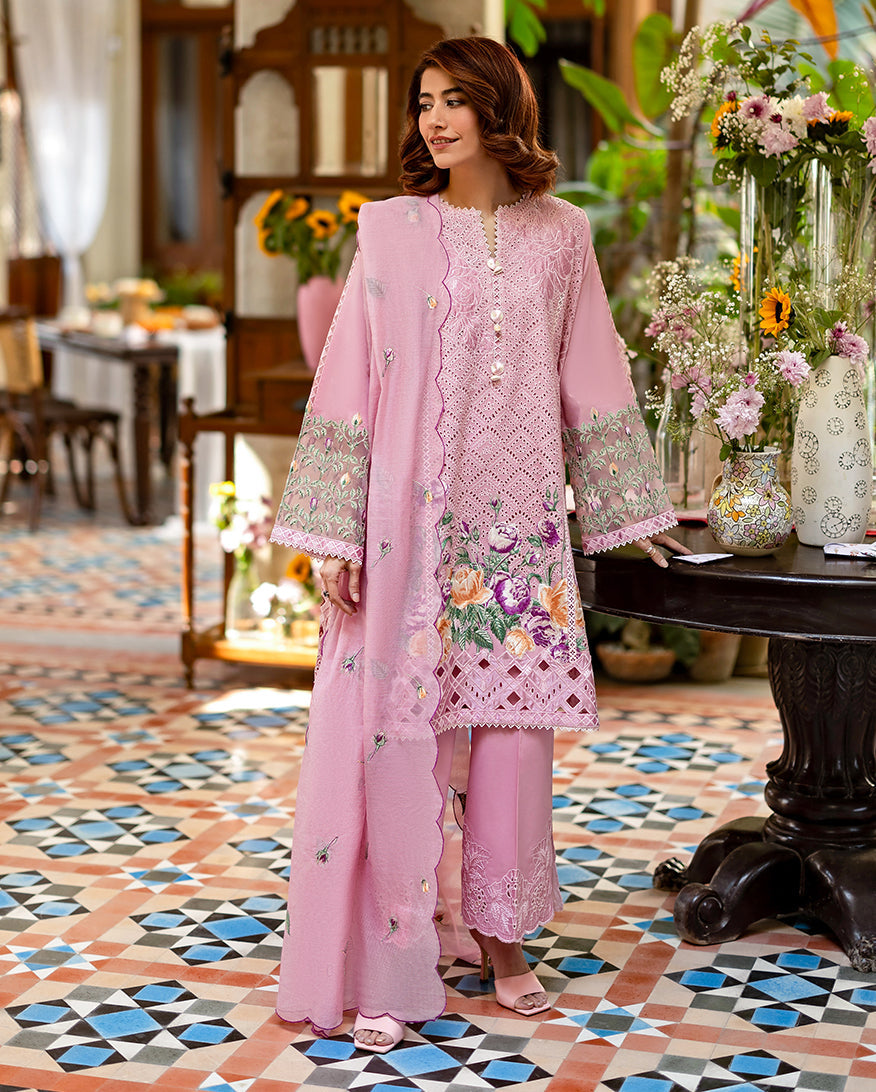 Mushq | Astoria - Festive lawn | Arabil