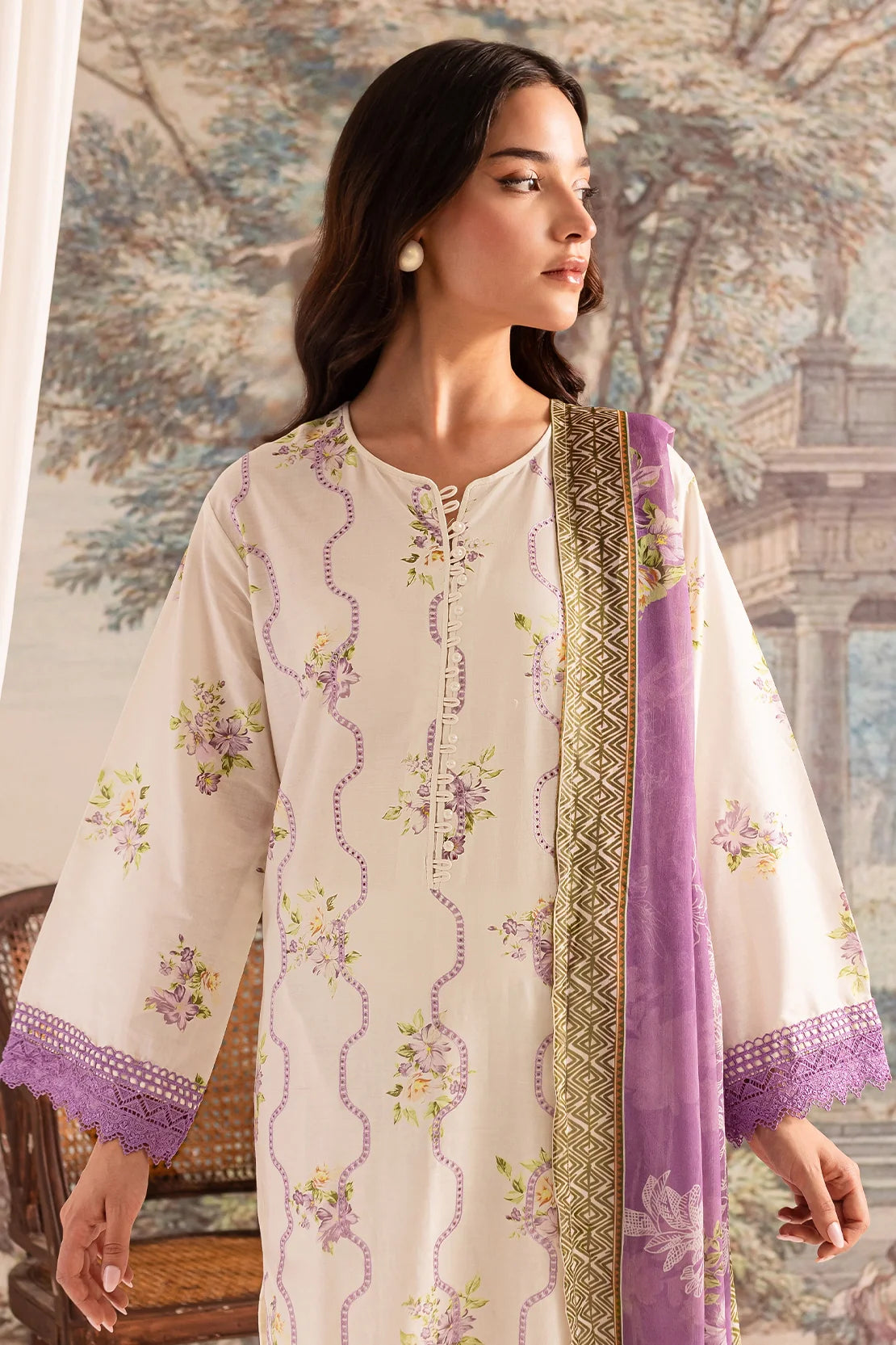 Rashid Textile | Bayri Embroidered Lawn | 9079