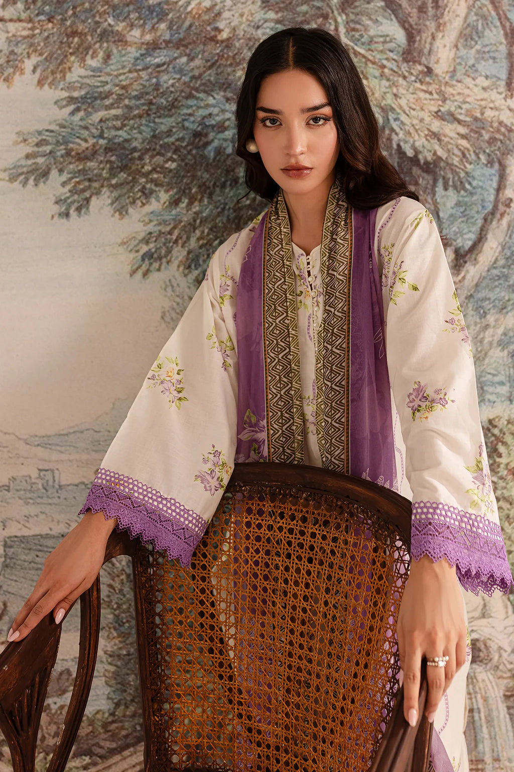 Rashid Textile | Bayri Embroidered Lawn | 9079
