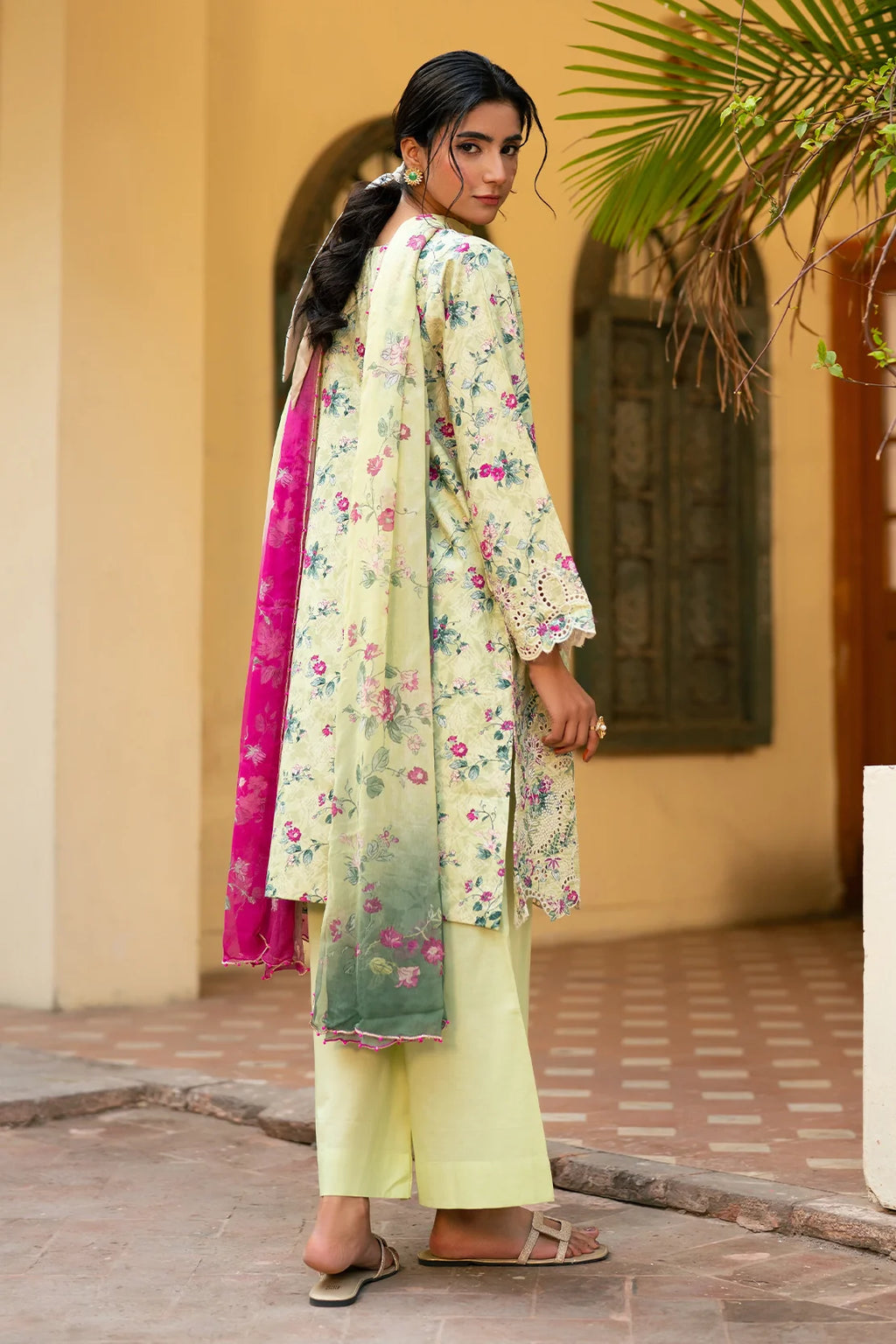 Rashid | Baagh Embroidered Lawn | 3727