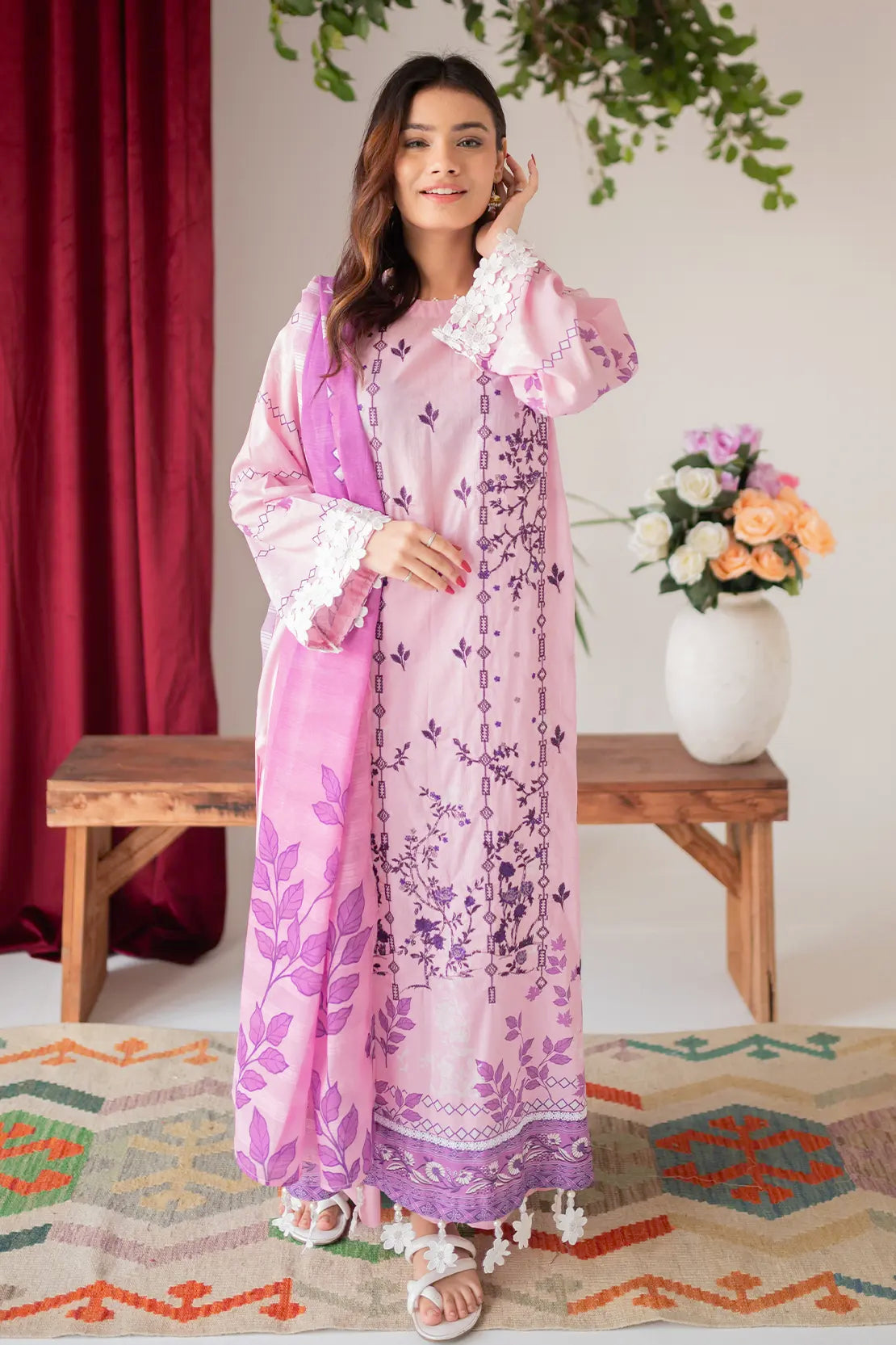 3 Piece - Embroidered Lawn - 8676