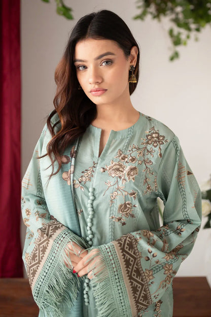 3 Piece - Embroidered Lawn - 8679
