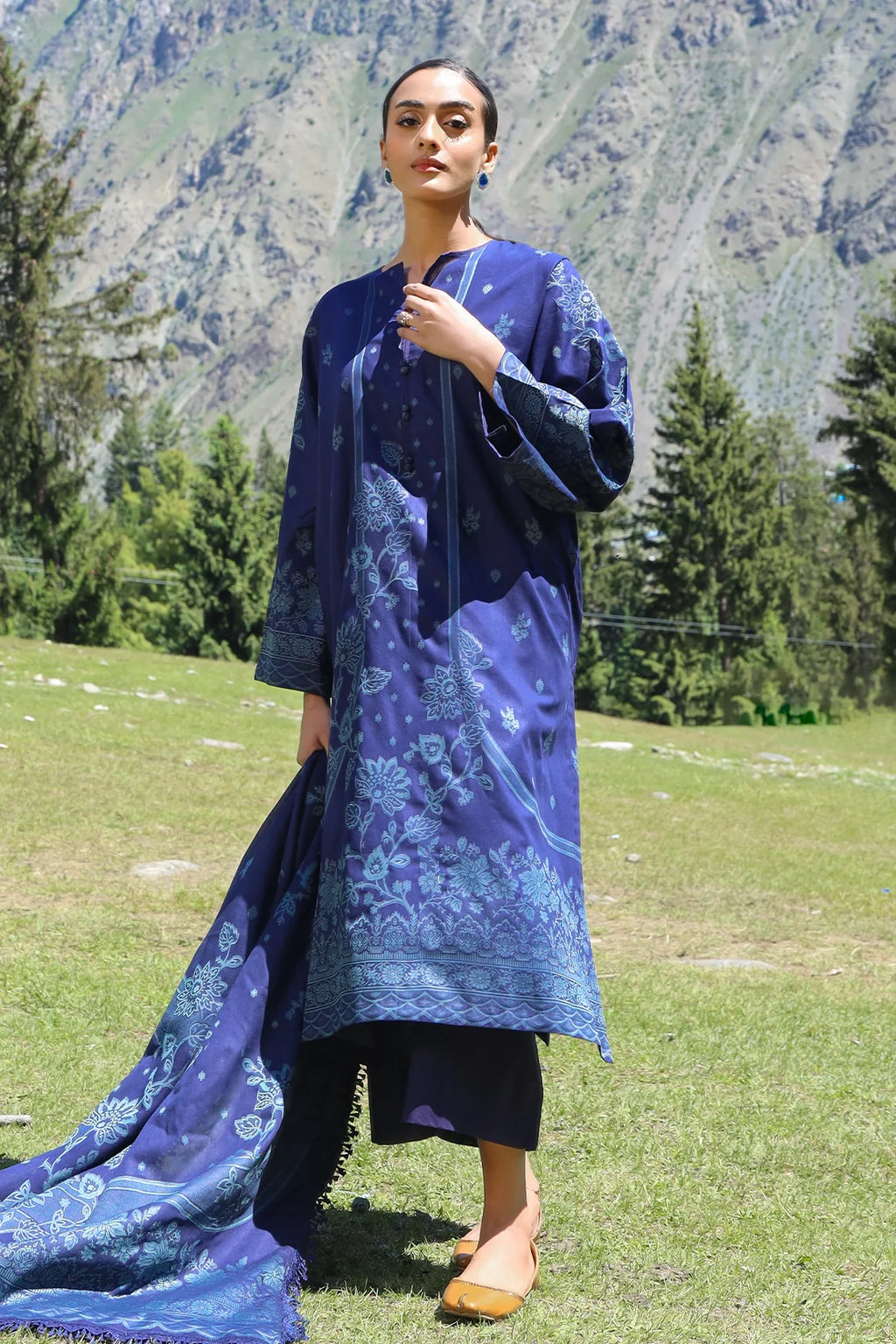 Rashid Textile | Broshia Banarsi | 9981