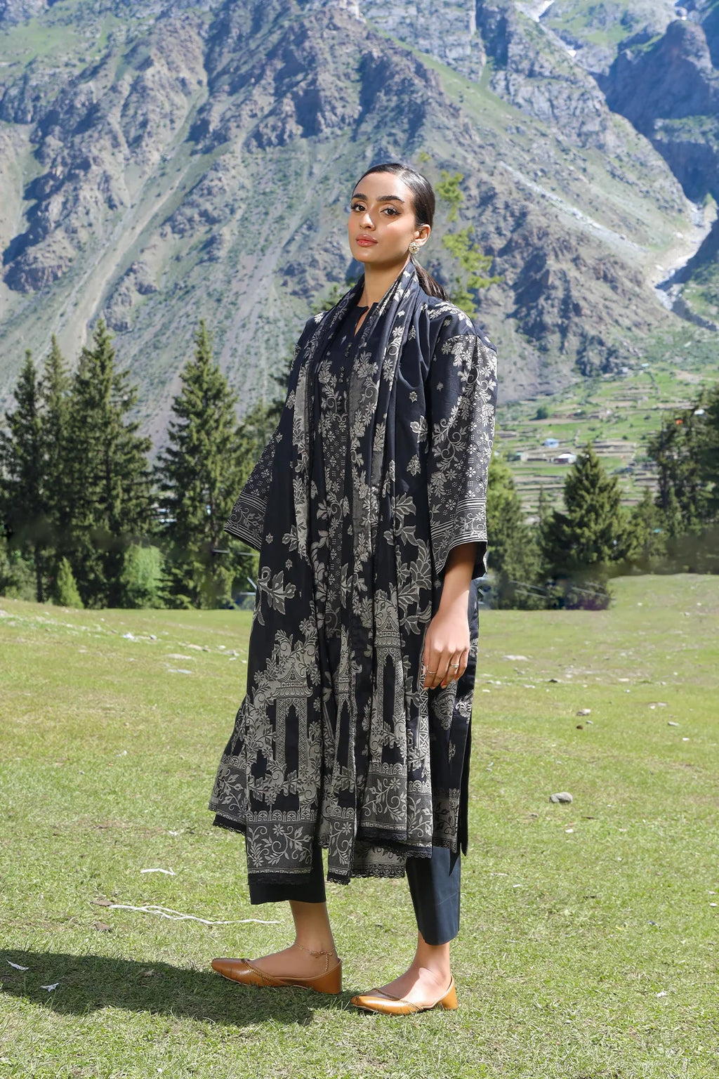 Rashid Textile | Broshia Banarsi | 9983