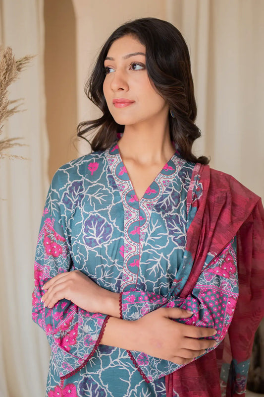 3 Piece Digitally printed Lawn - 8182