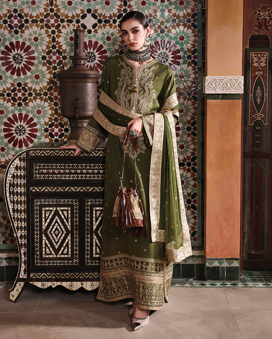Mushq | Hemline Nuvera Raw Silk Formal | Celestia Crown