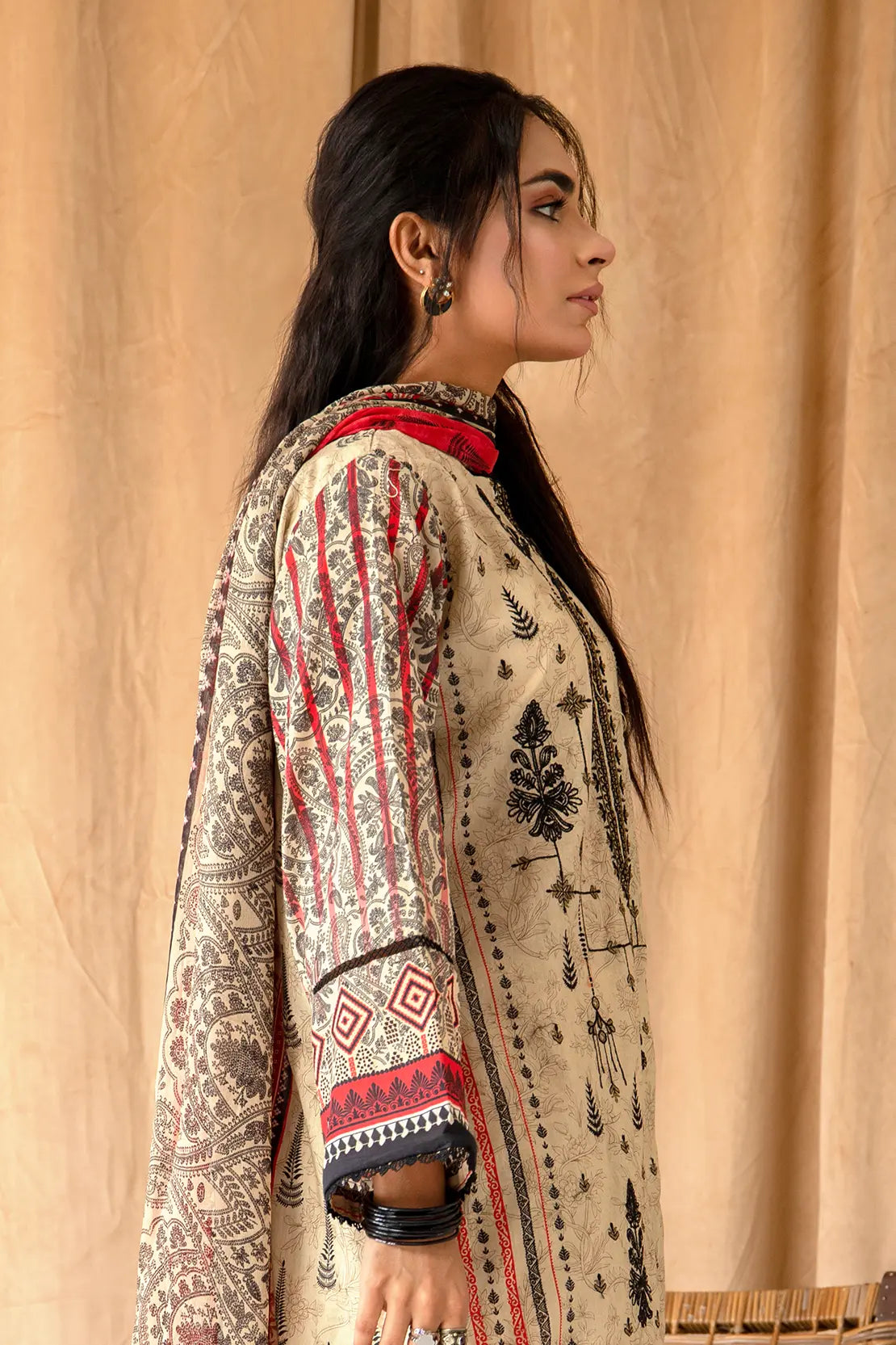 3 Piece - Embroidered Lawn - 8036