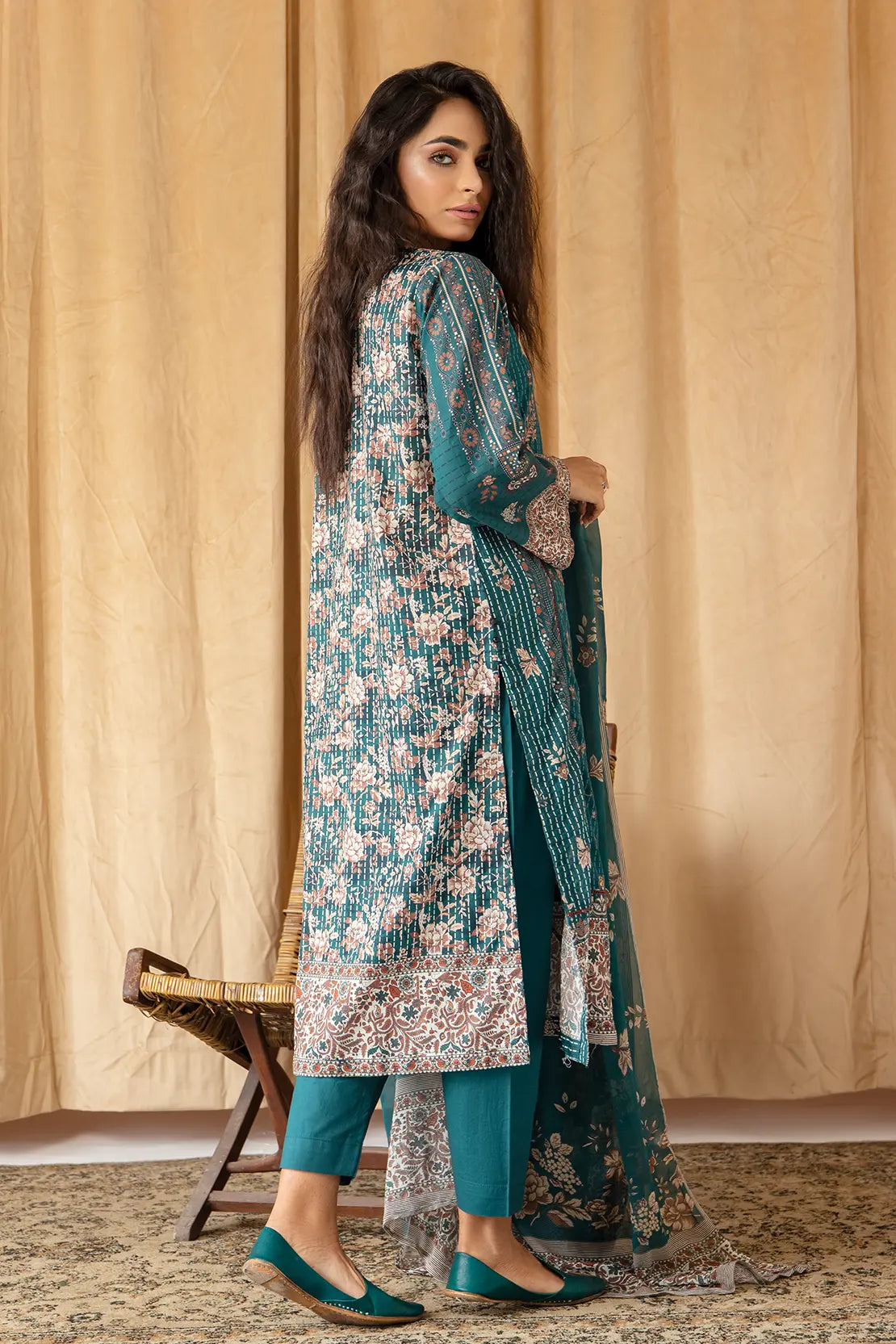 3 Piece - Embroidered Lawn - 8037