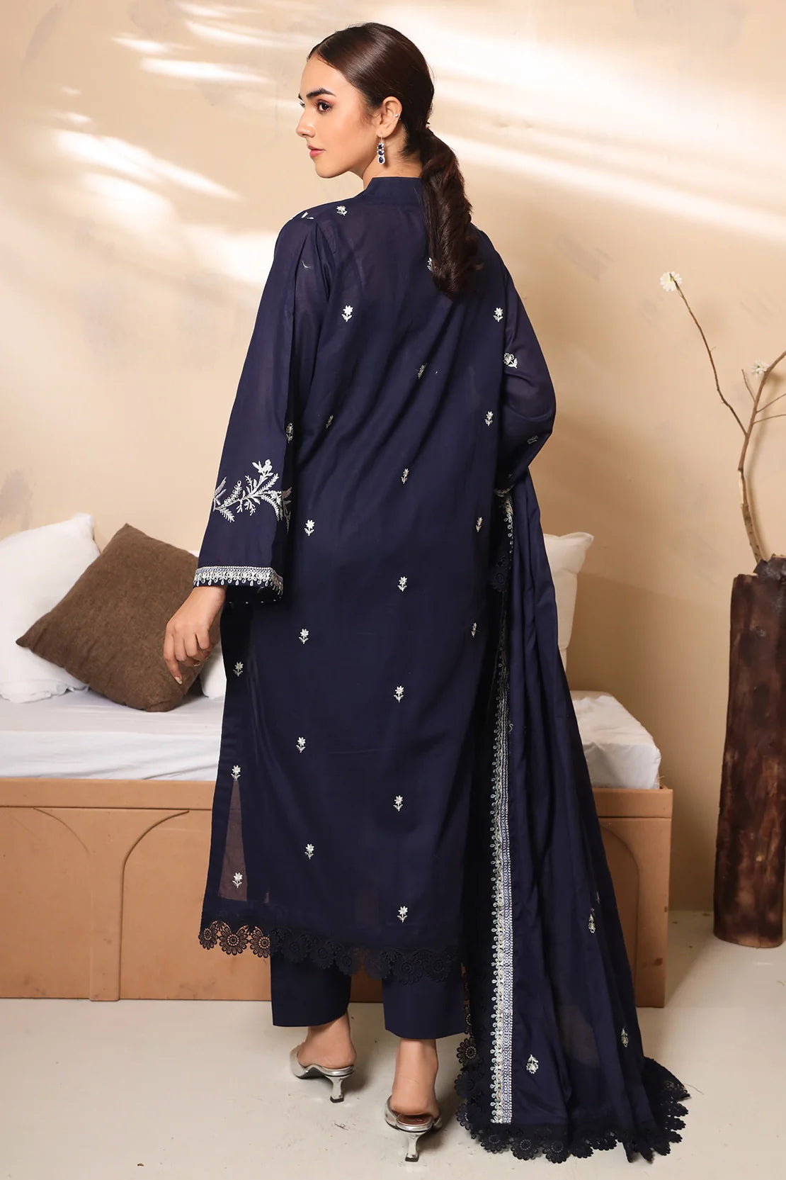 Rashid Textile | Crypto Embroidered Lawn | 7770