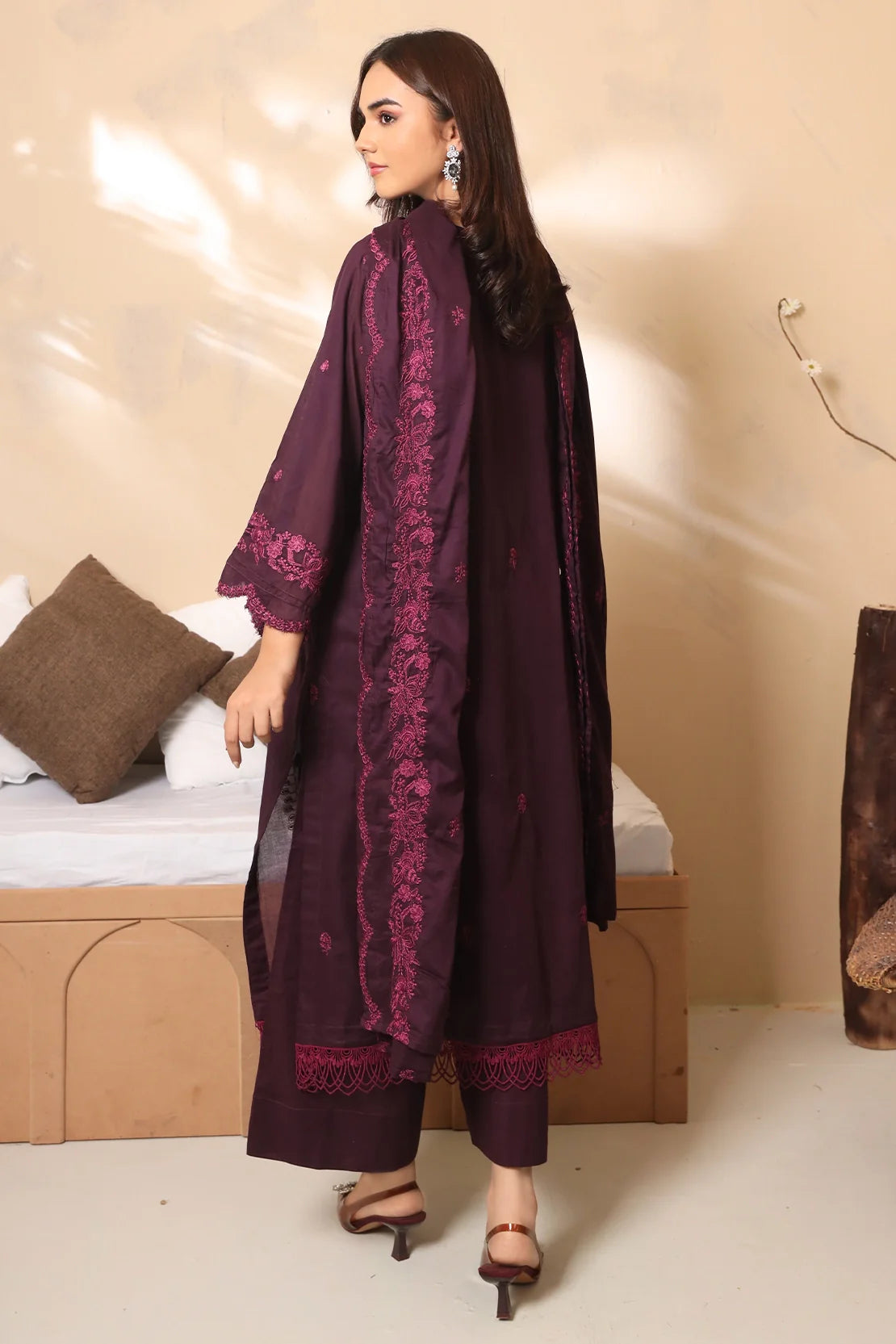 Rashid Textile | Crypto Embroidered Lawn | 7777