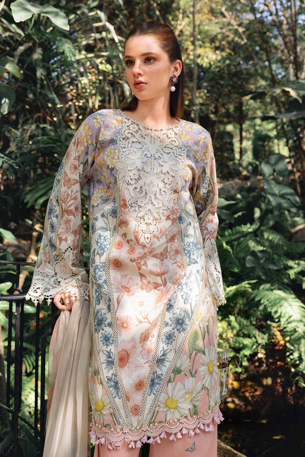 Maria.B | M.prints 3 Piece Embroidered Lawn | MPA-999-02