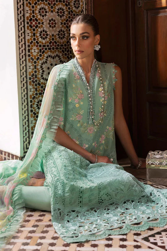 Maria B. | LAWN 25 | D-2514-A