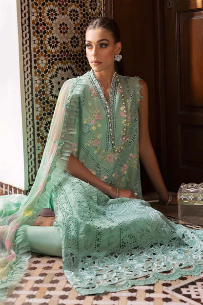 Maria B. | LAWN 25 | D-2514-A