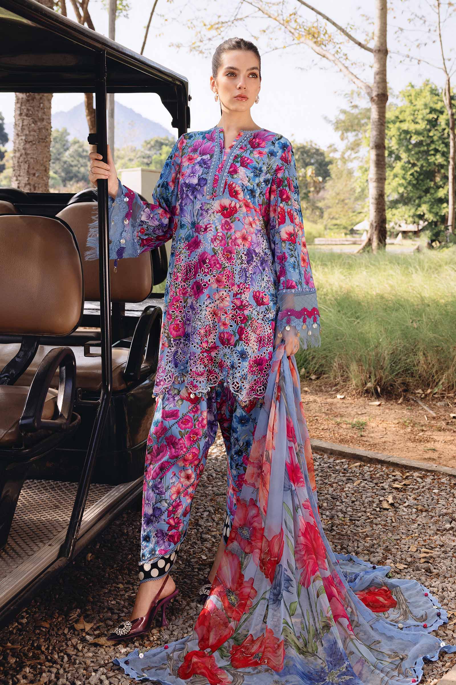 Maria.B | M.prints 3 Piece Embroidered Lawn | MPA-999-03
