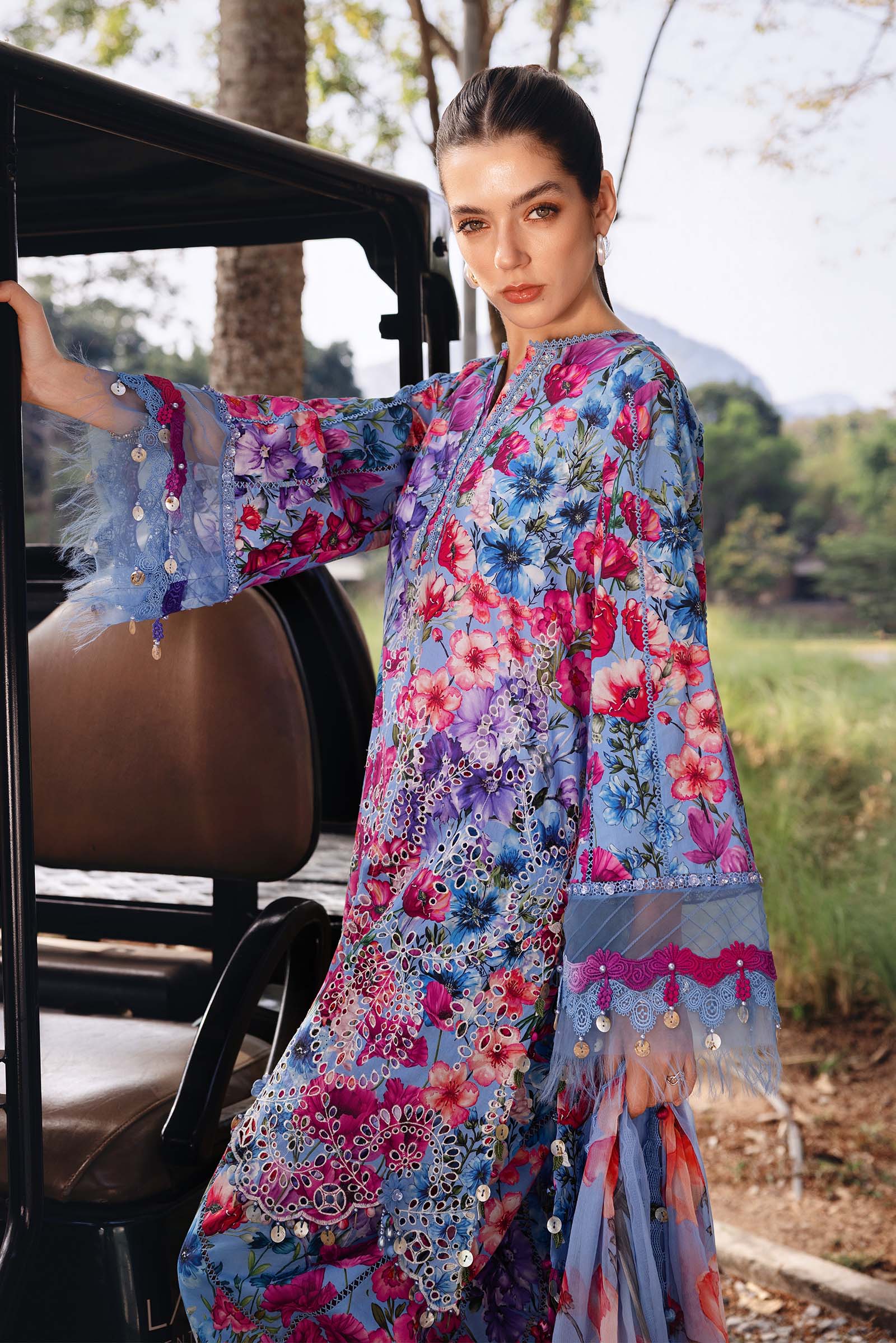 Maria.B | M.prints 3 Piece Embroidered Lawn | MPA-999-03