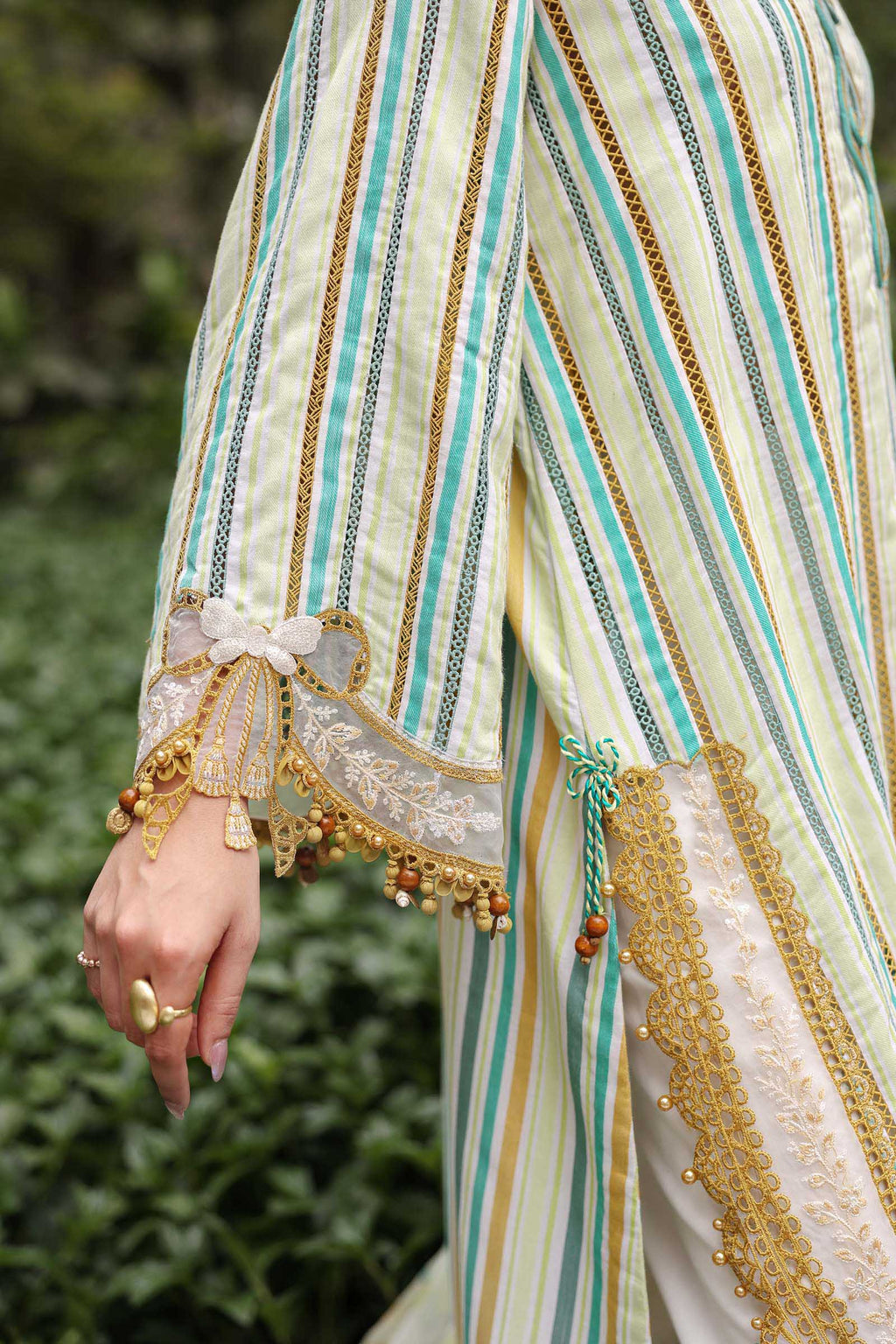 Maria.B | M.prints 3 Piece Embroidered Lawn | MPA-999-12