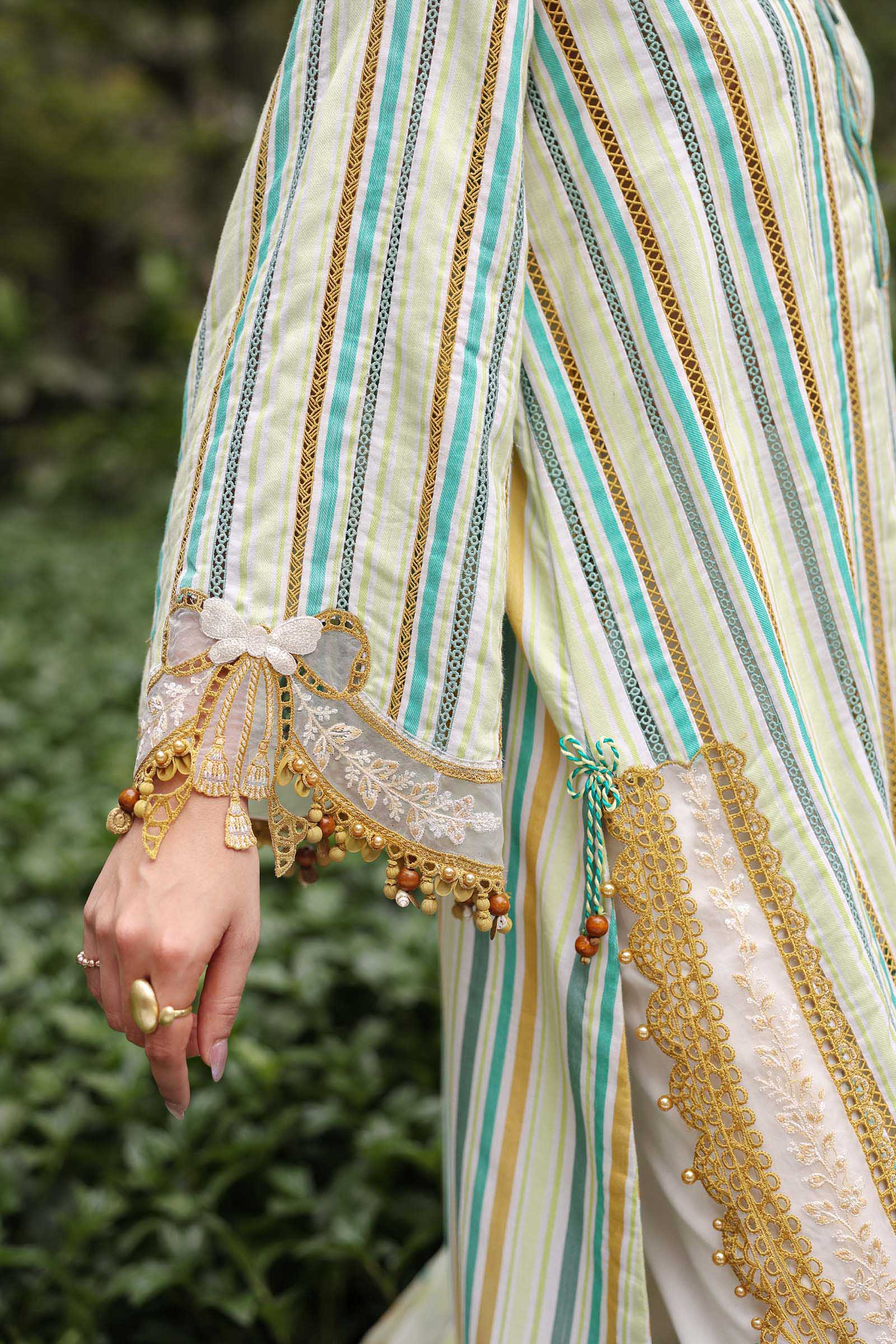 Maria.B | M.prints 3 Piece Embroidered Lawn | MPA-999-12