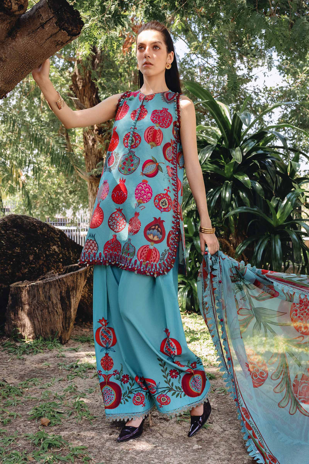 Maria.B | M.prints 3 Piece Embroidered Lawn | MPA-999-05