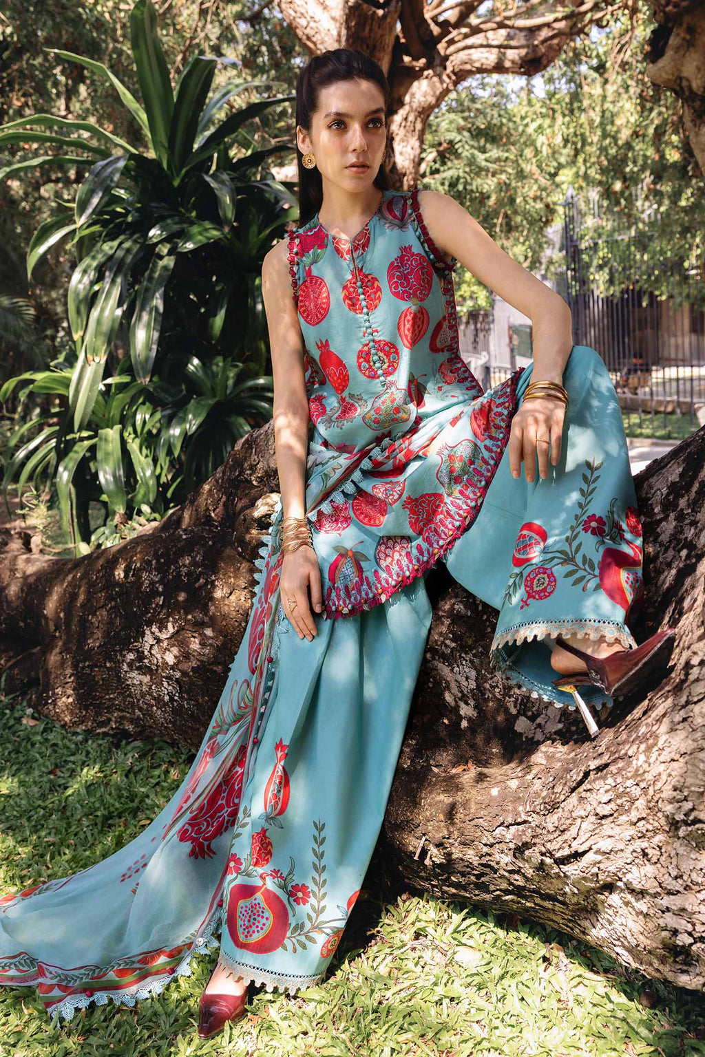 Maria.B | M.prints 3 Piece Embroidered Lawn | MPA-999-05