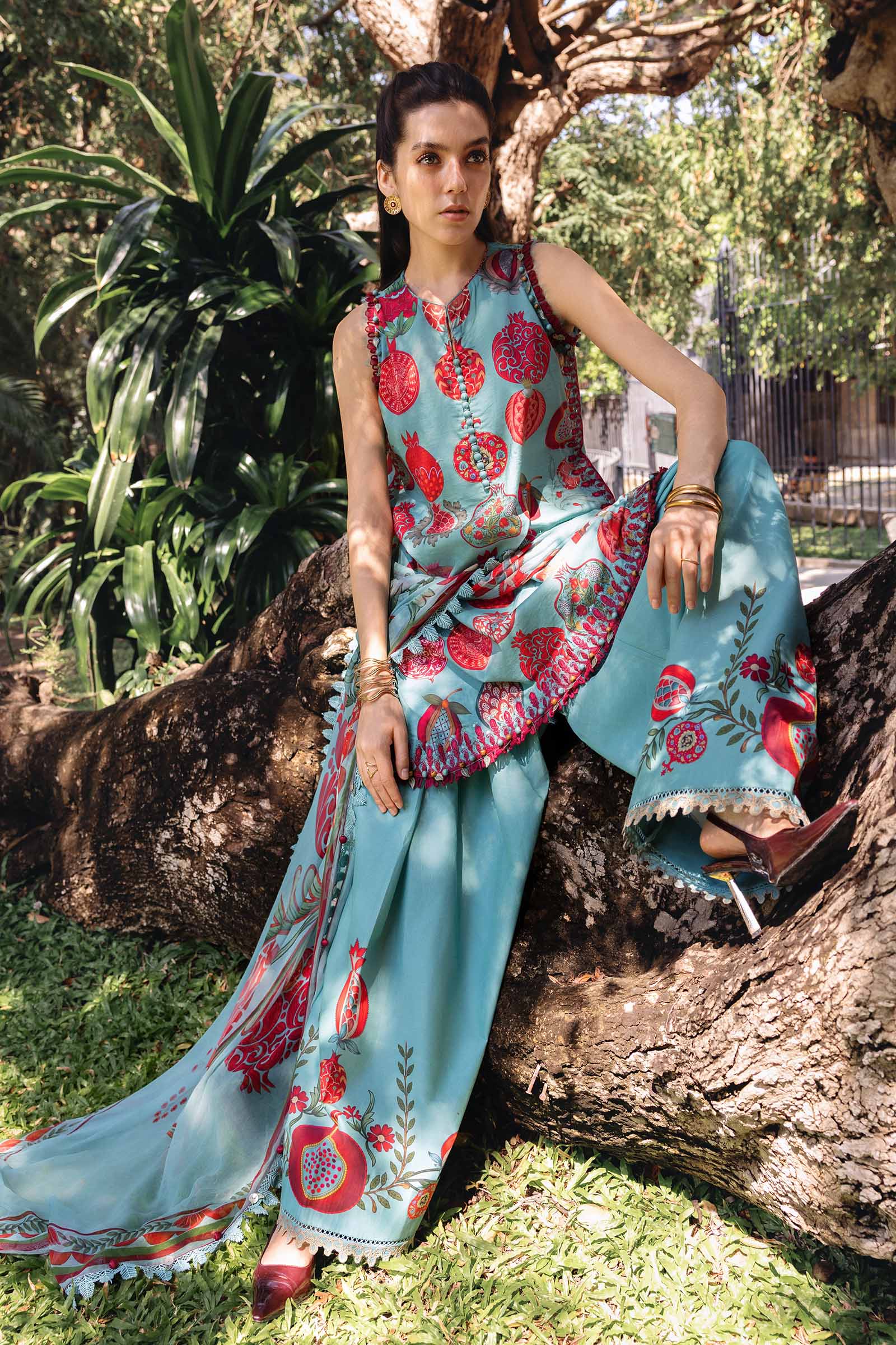Maria.B | M.prints 3 Piece Embroidered Lawn | MPA-999-05
