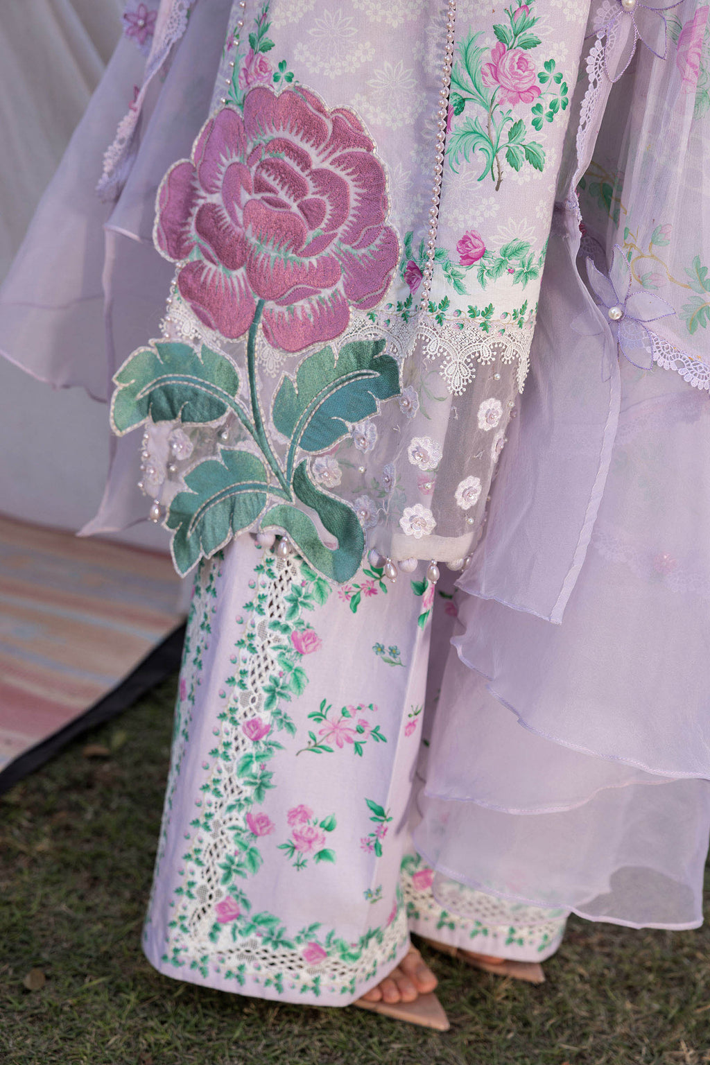 Maria.B | M.prints 3 Piece Embroidered Lawn | MPA-999-09