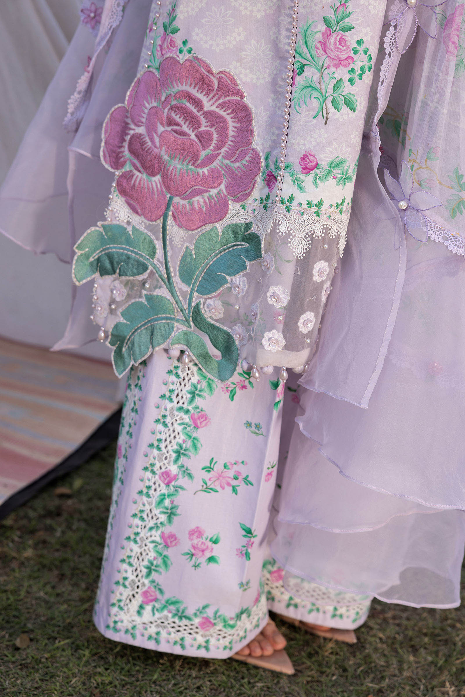 Maria.B | M.prints 3 Piece Embroidered Lawn | MPA-999-09