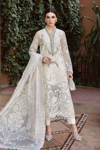 Maria B. | LAWN 25 | D-2506-A
