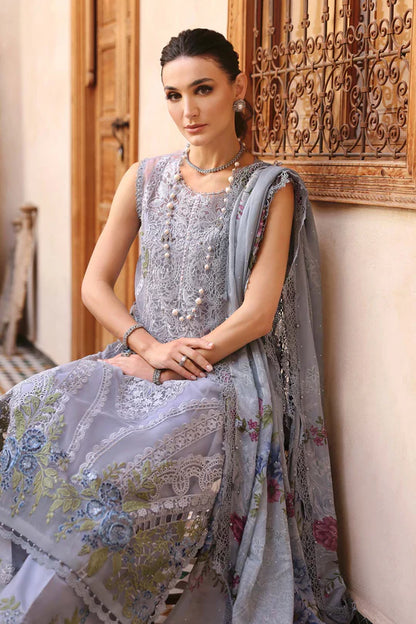 Maria B. | LAWN 25 | D-2509-B
