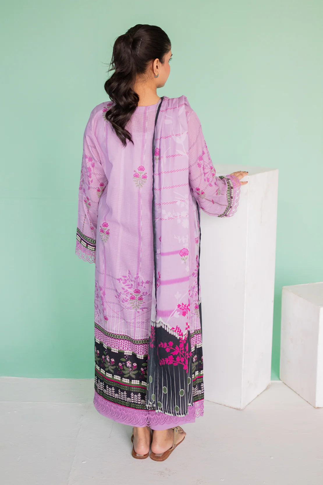 3 Piece Digitally Printed Lawn - 9001