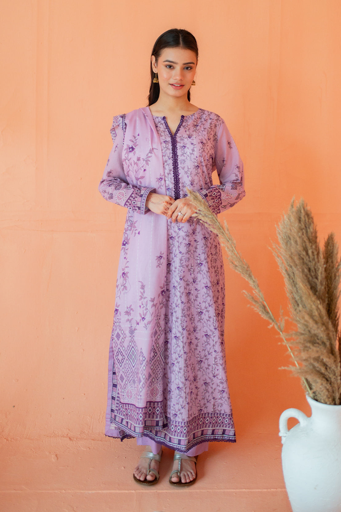 3 Piece Digitally Printed Lawn - 9018