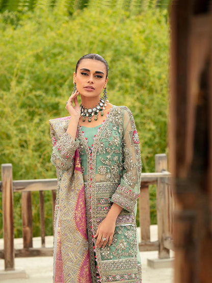 Maryam Hussain | MARWA LUXURY FORMALS '23 | DASTAAN