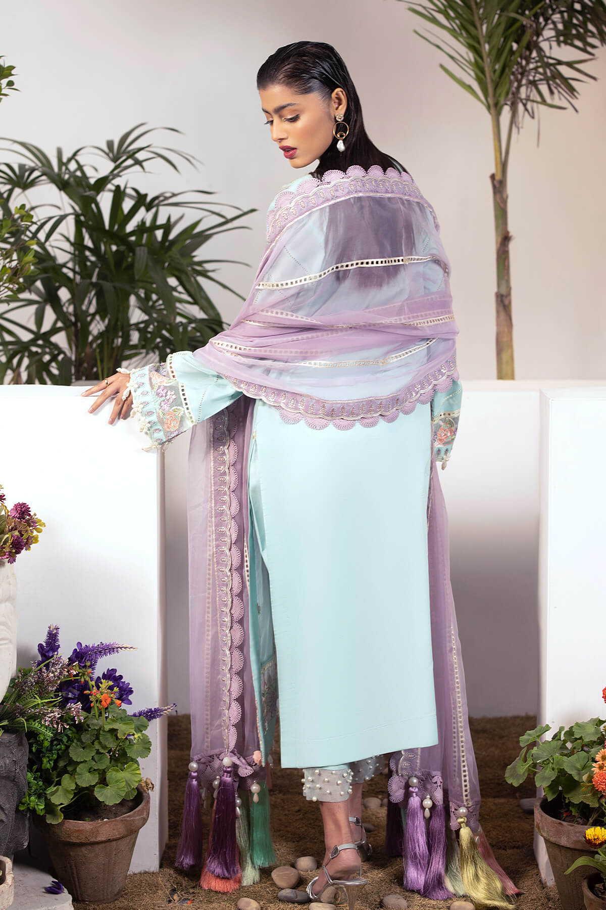 Raeesa | Dahlia  | DD-06