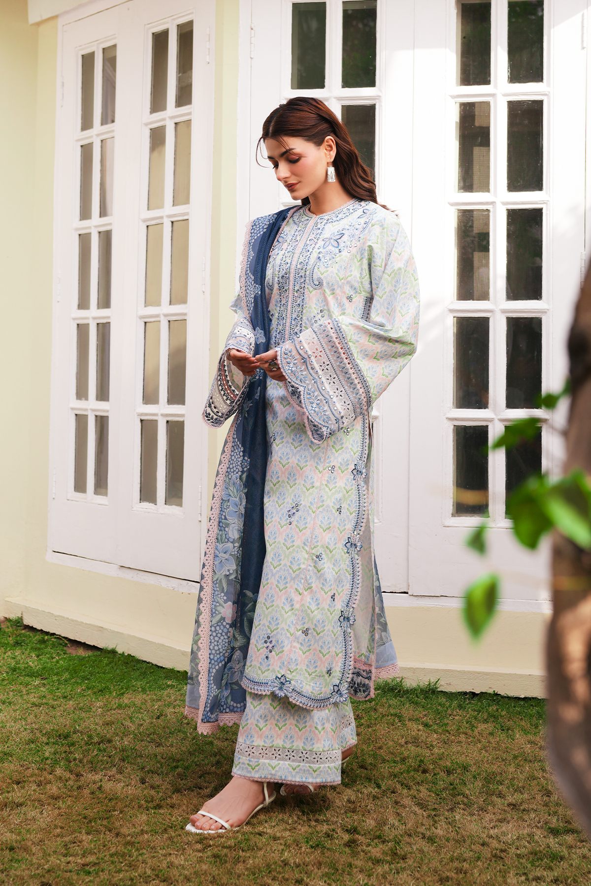 Afrozeh | Florette'26 | Sova