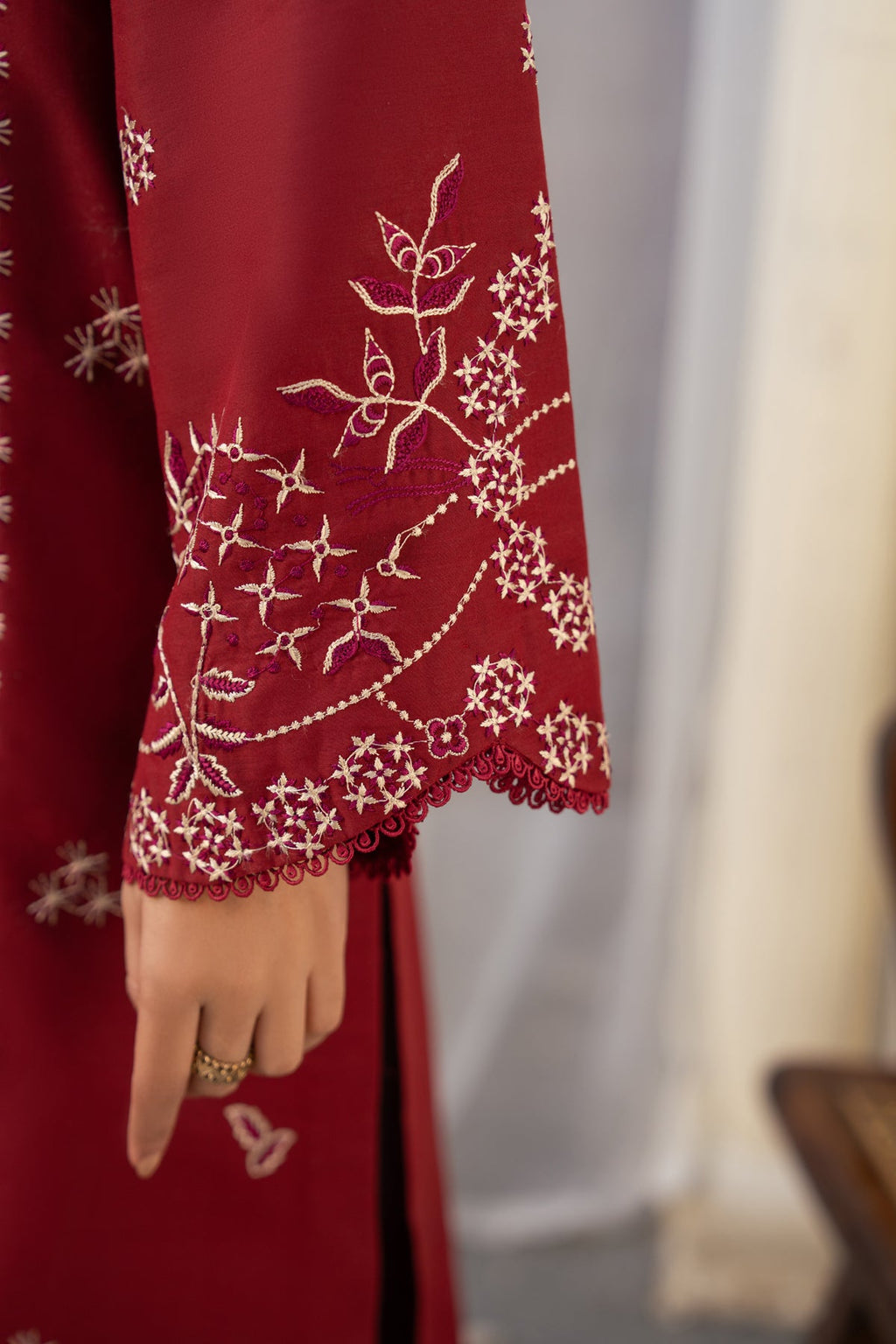 Xenia | Lawn | ALIF