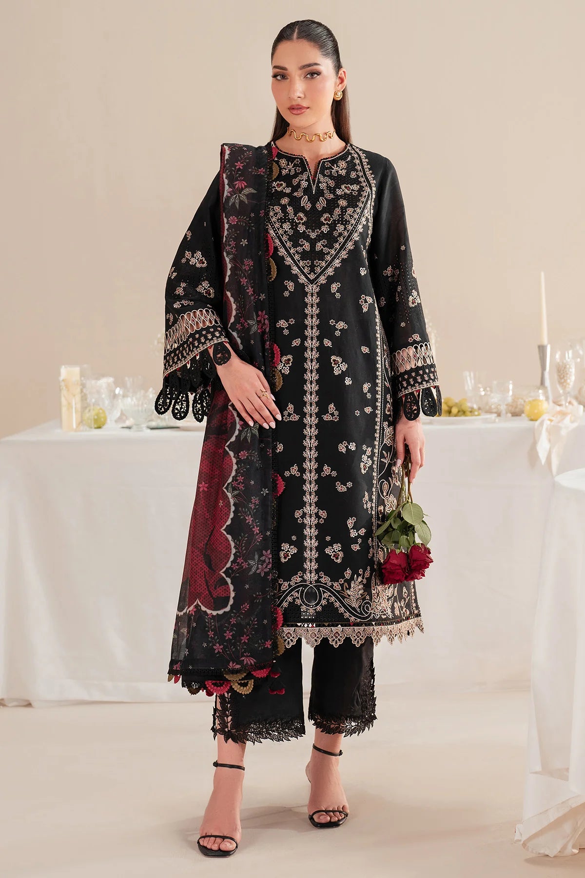 JAZMIN | IRIS LUXURY | D07