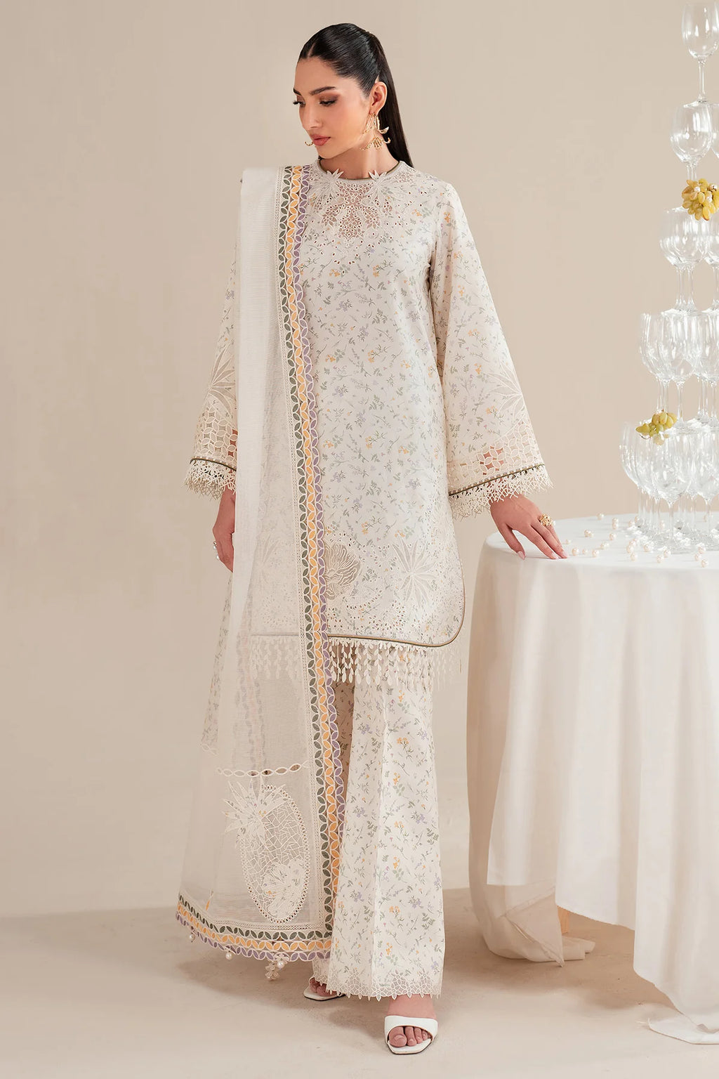 JAZMIN | IRIS LUXURY | D09