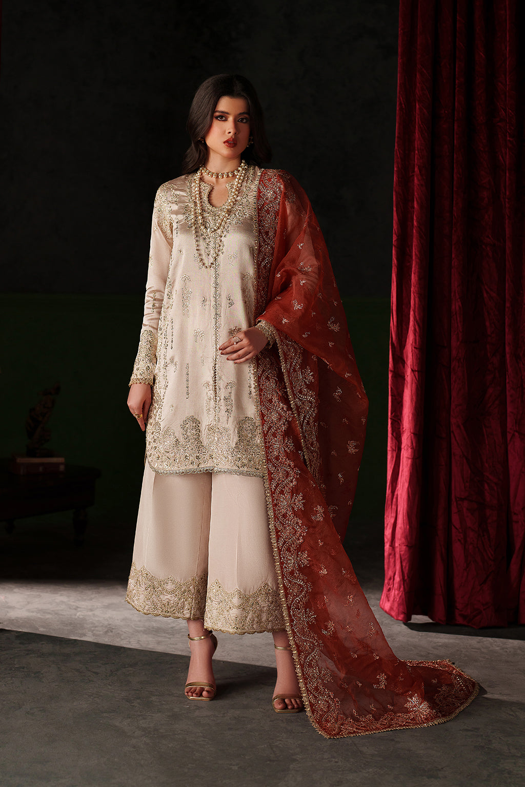 Emaan Adeel | Verve Silk Edit | POISE