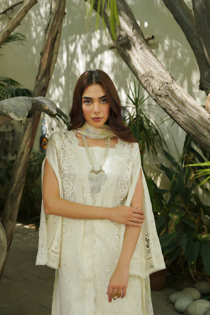 Manara | Embroidered Lawn | MOTIA