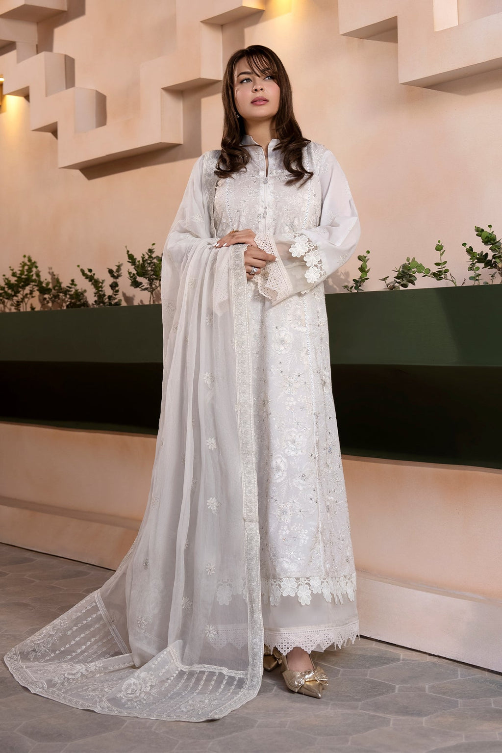 Noor E Fajar | Apana Luxury Lawn | NF-1566